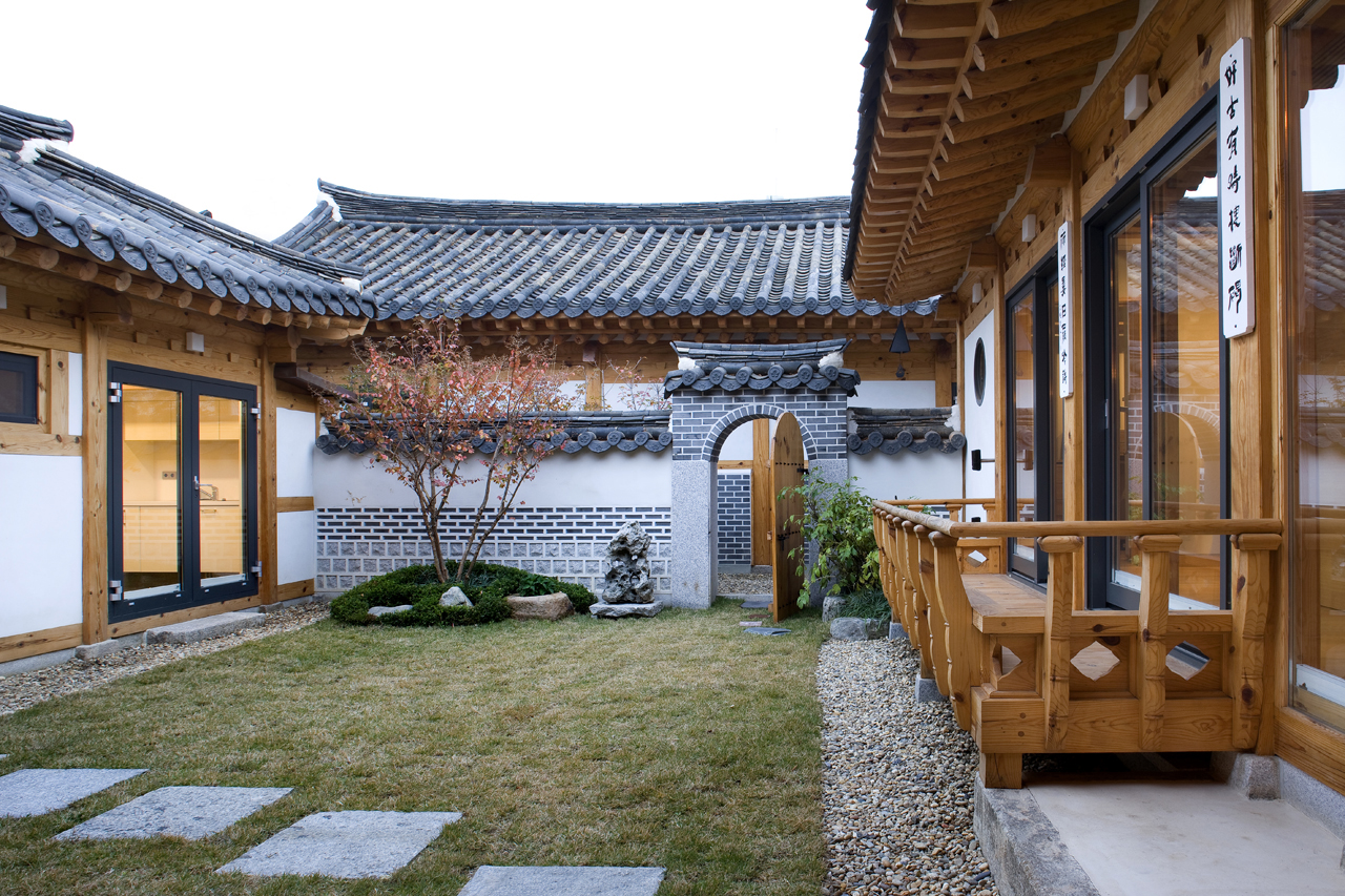 Корейский дом с внутренним двором
